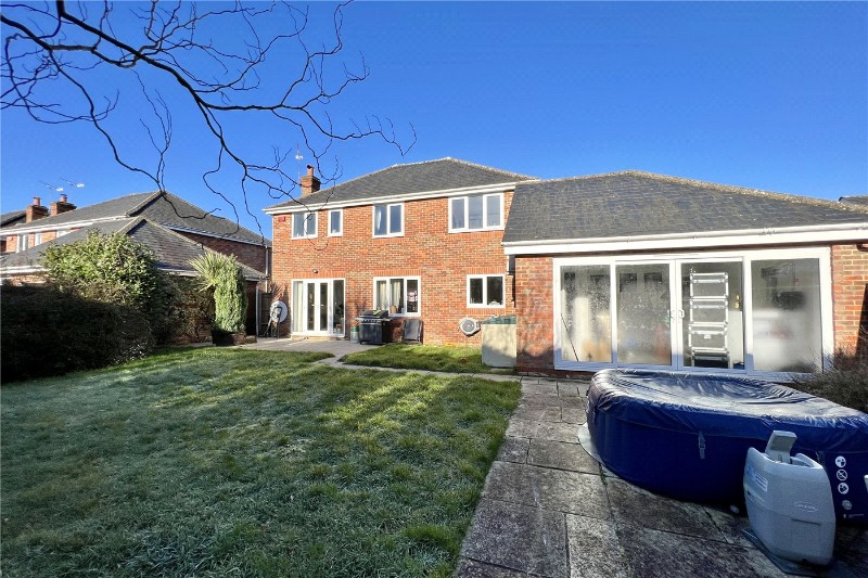 Kite Wood Road, Penn, HP10