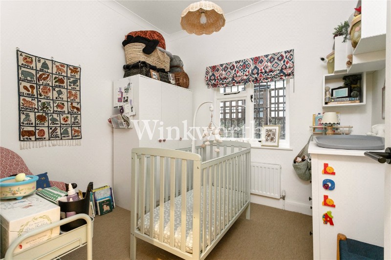 Queens Drive, London, N4