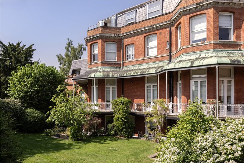 Putney Hill, London, SW15