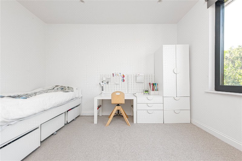 Kings Road, London, NW10