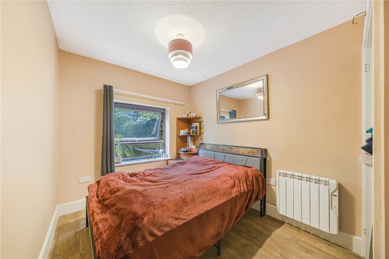 Farrow Place, London, SE16