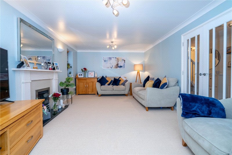 Chatsworth Close, Market Deeping, Peterborough, Lincolnshire, PE6