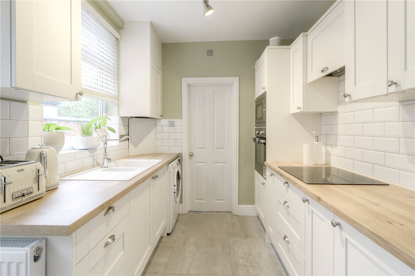 Whitworth Road, Abington, Northampton, Northamptonshire, NN1