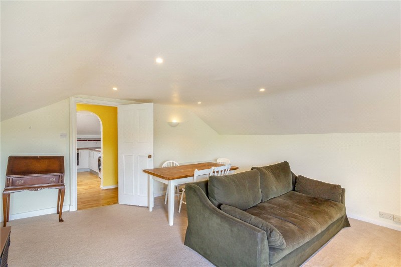 Wellington Square, Cheltenham, Gloucestershire, GL50