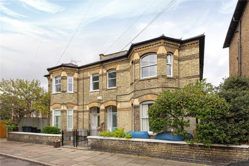 Amerland Road, London, SW18