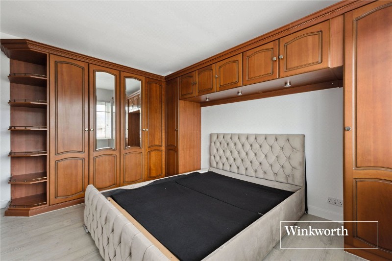 Kingsgate Avenue, Finchley, London, N3
