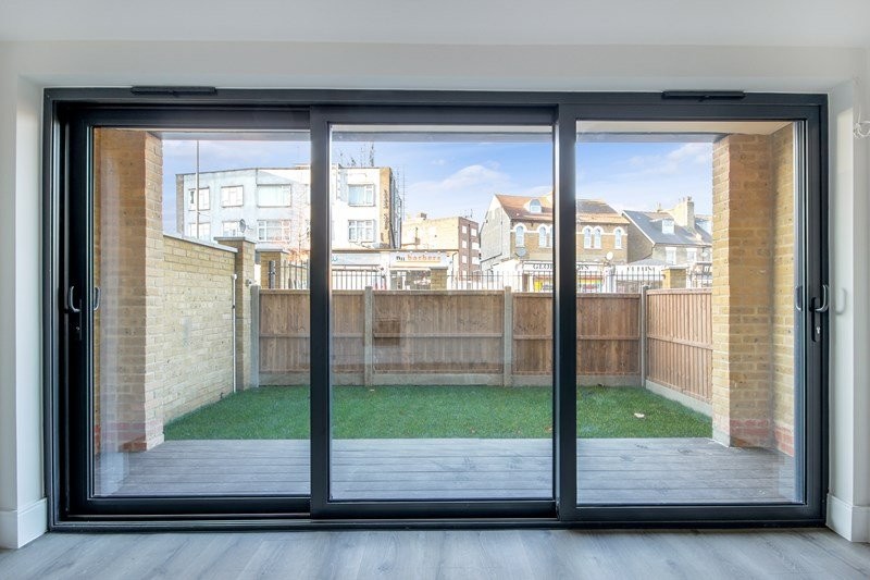 Brownlow Road, London, N11