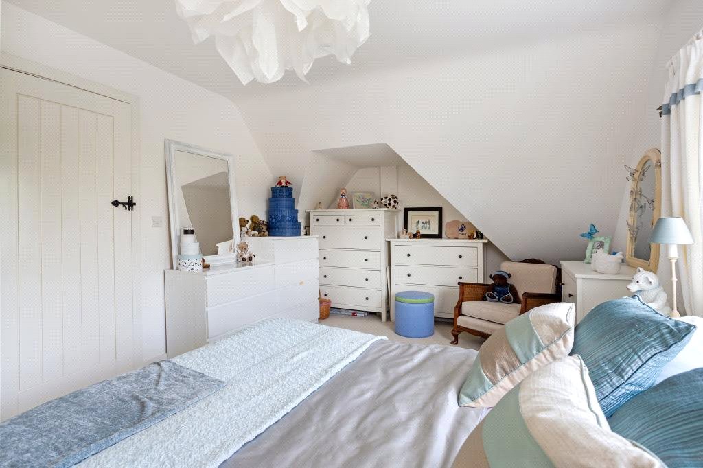 A BEDROOM 3B.jpg