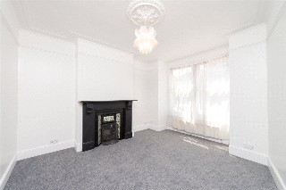 Thames Road, Chiswick, W4