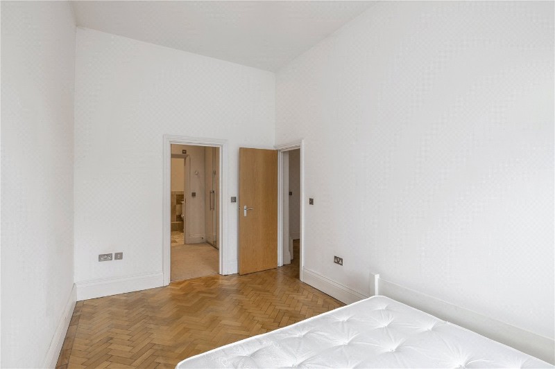 Leigham Court Road, London, SW16