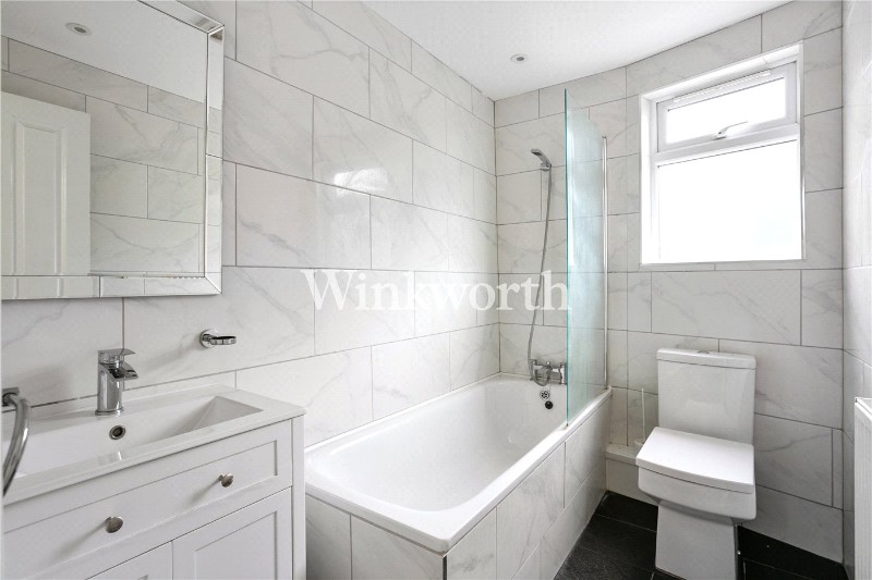 St Albans Crescent, London, N22