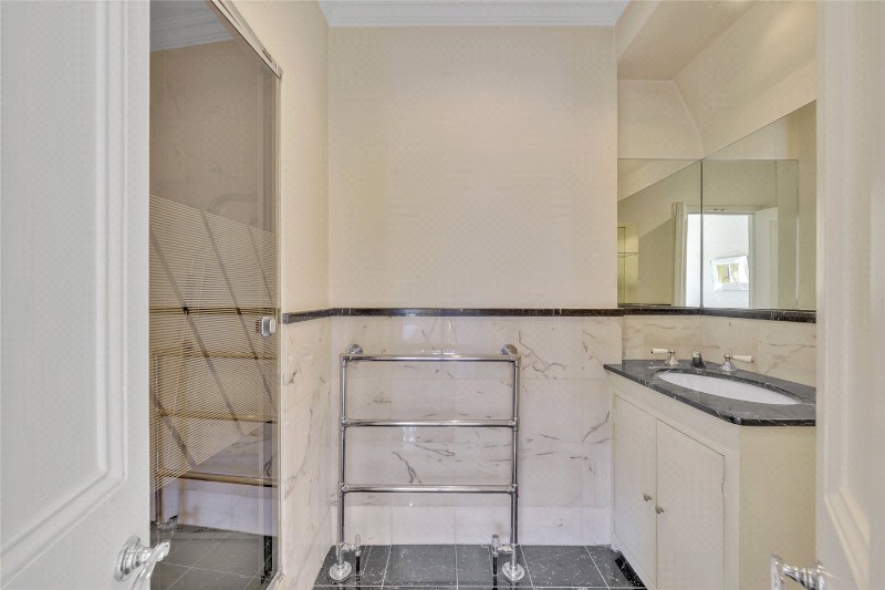 Vale Court, Maida Vale, London, W9