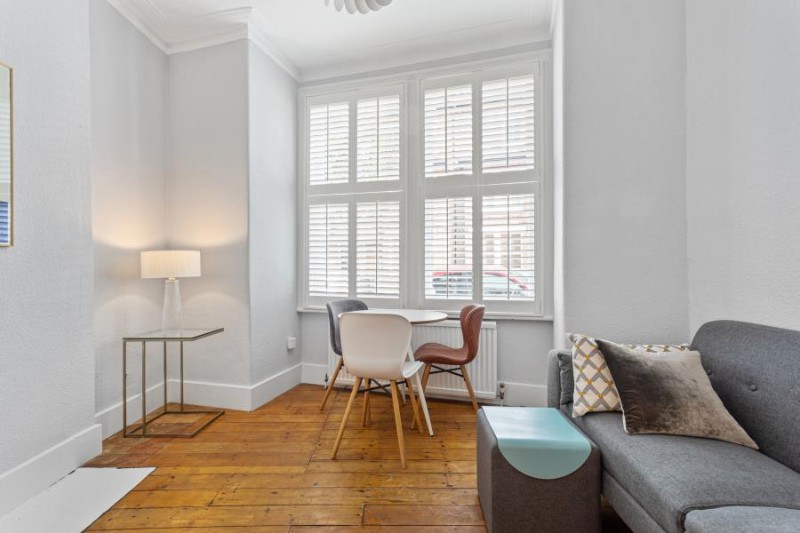 Heyford Avenue, SW8