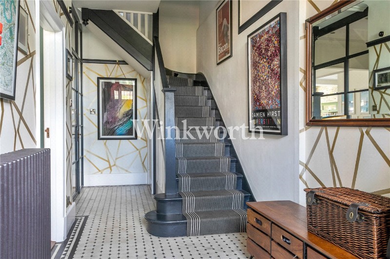 Fox Lane, London, N13