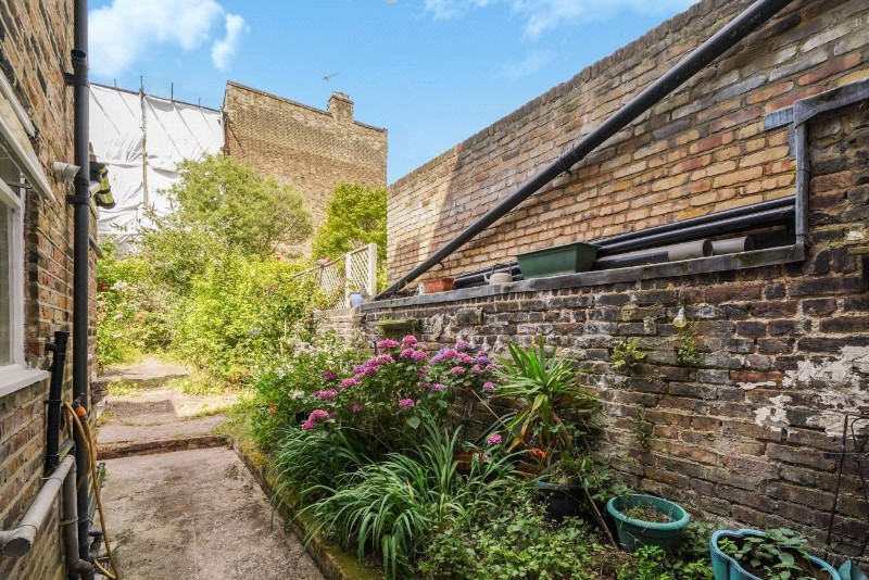 Falkland Road, London, NW5
