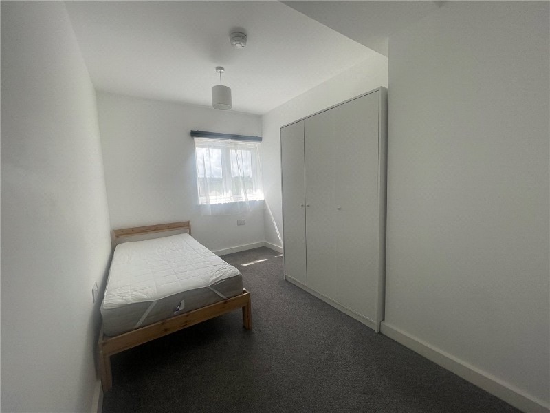 West Street, Farnham, GU9