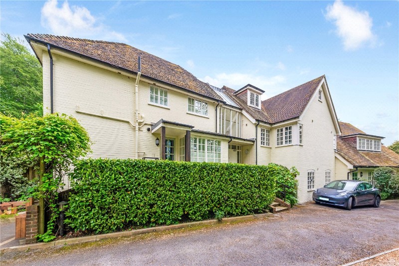 Royal Winchester Mews, Chilbolton Avenue, Winchester, SO22