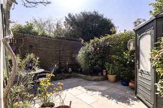 Coalecroft Road, London, SW15