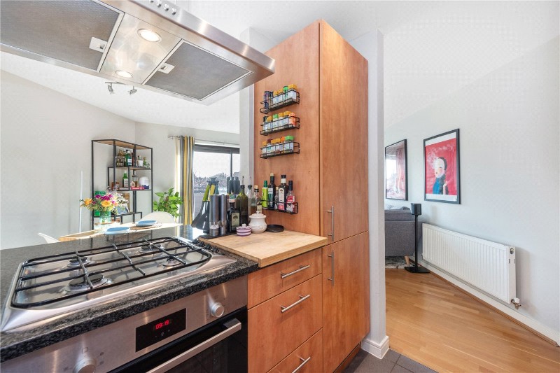 Benwell Road, London, N7