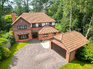 Gilbert Way, Finchampstead, Wokingham, Berkshire, RG40
