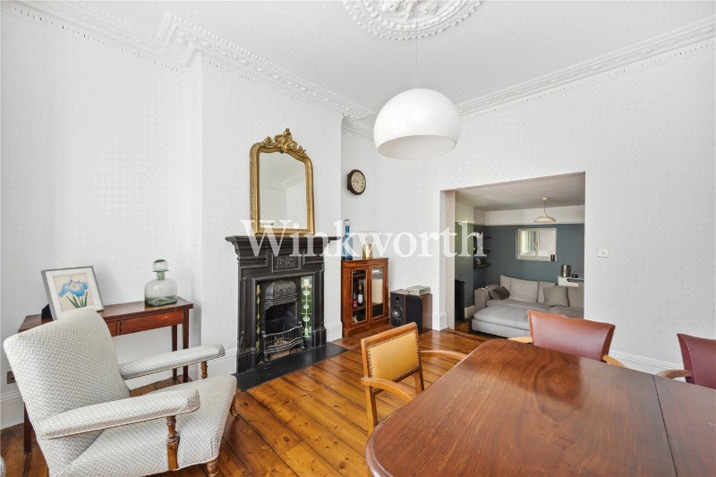 Lausanne Road, London, N8