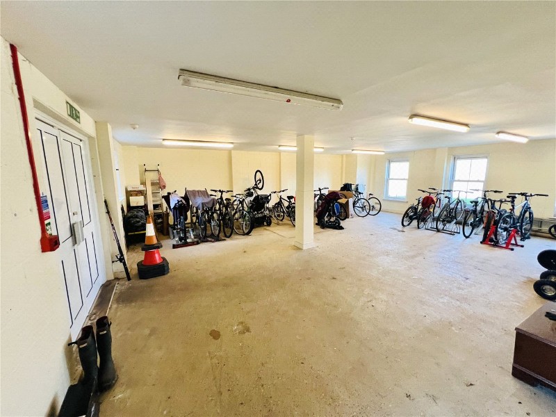 Shawford Road, Shawford, Winchester, Hampshire, SO21