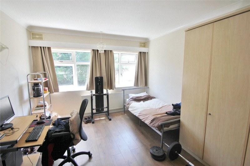 Oakdene Park, Finchley, London, N3