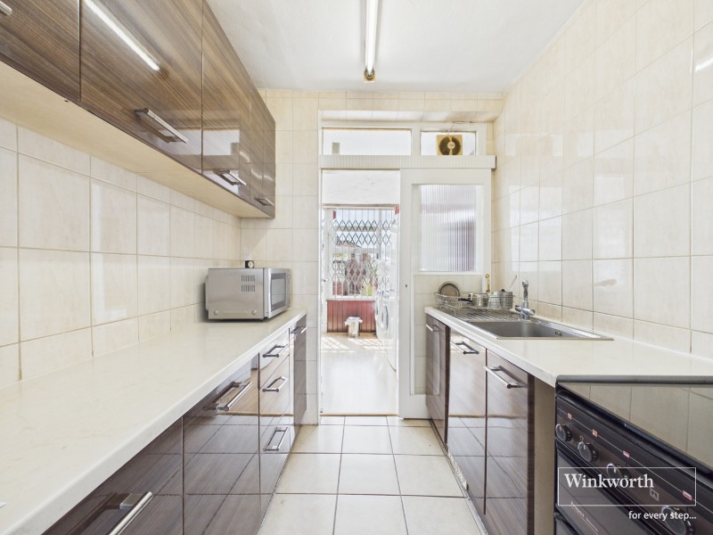 Reynolds Drive, Queensbury, Edgware, HA8