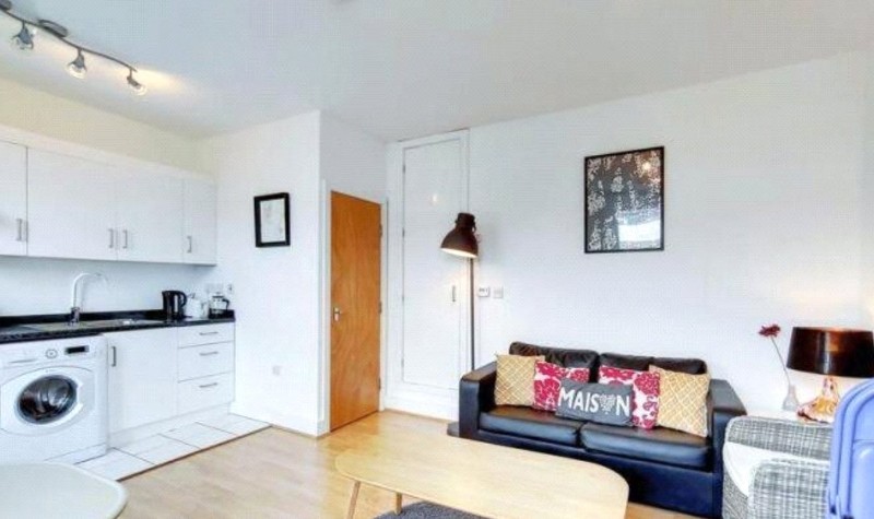 Narford Road, London, E5