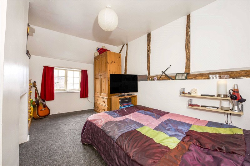 West Street, Farnham, Surrey, GU9