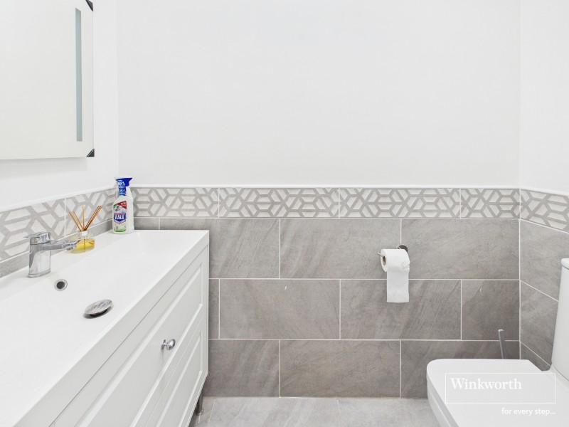 Reynolds Drive, Edgware, Middelsex, HA8