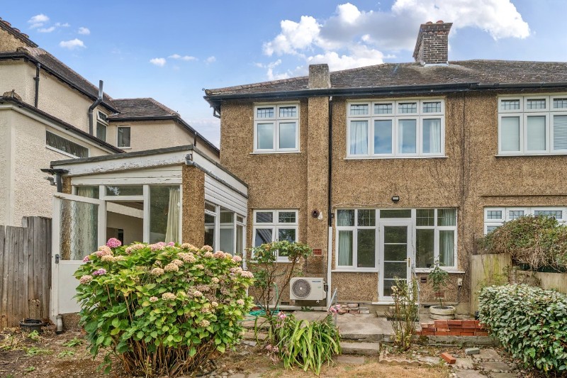 The Crescent, West Wickham, BR4