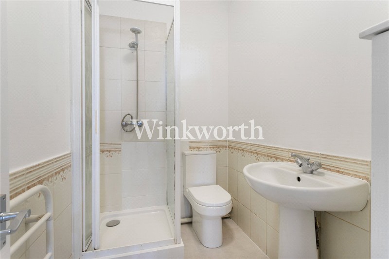 Sylvan Avenue, London, N22