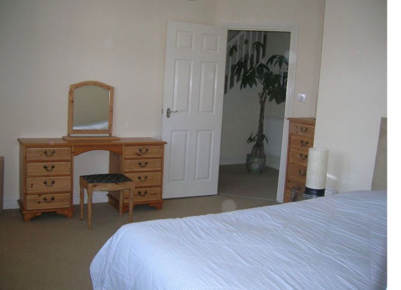 Farnley Road, London, SE25