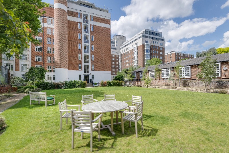 Grove End Gardens, Grove End Road, St John's Wood, London, NW8