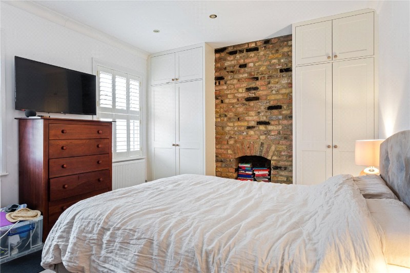 Noyna Road, London, SW17
