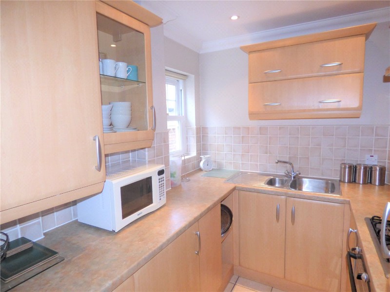 Park Rise, Leatherhead, Surrey, KT22
