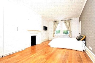 The Grove, Finchley, N3