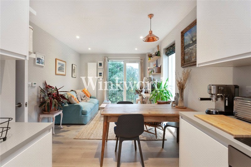 Apple Tree Road, London, N17