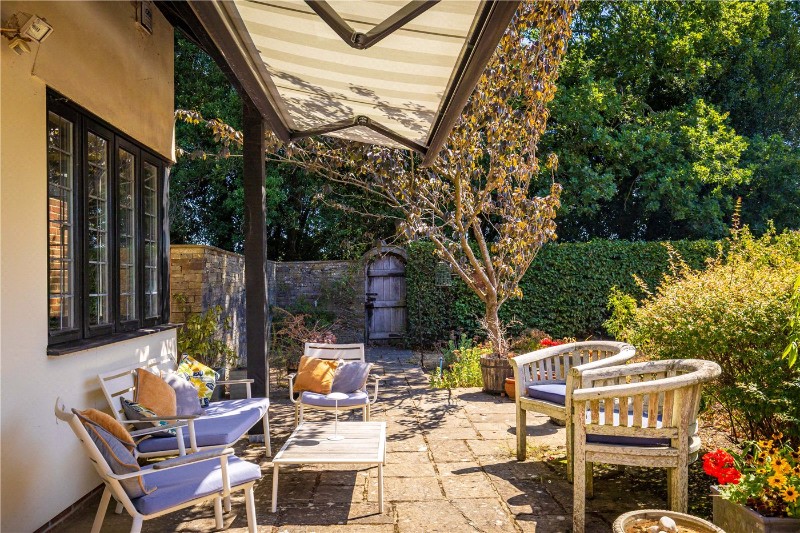 Sheephatch Lane, Tilford, Farnham, Surrey, GU10