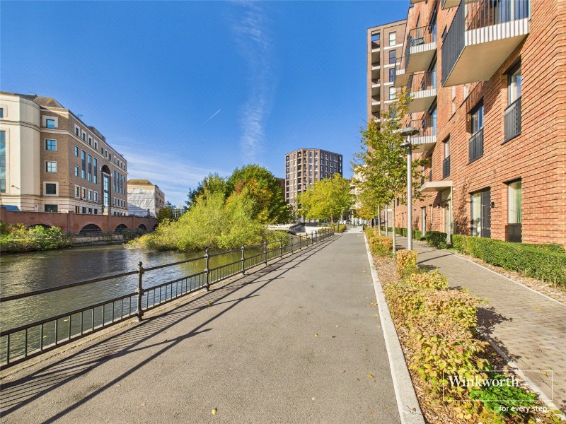 Joseph Huntley Walk, Reading, Berkshire, RG1