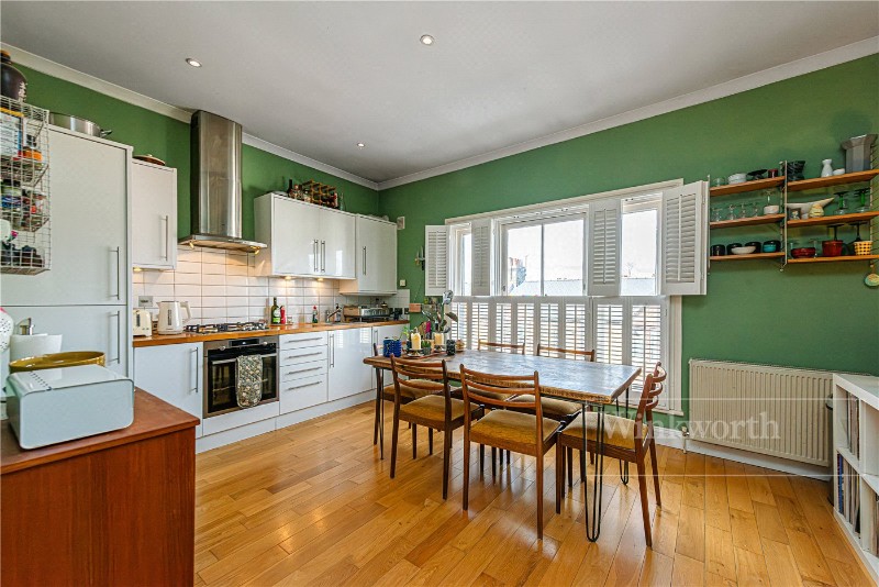 Kilburn Lane, London, W10