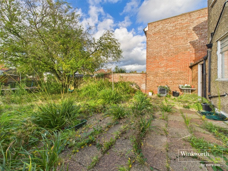 Valley Drive, Kingsbury, London, NW9