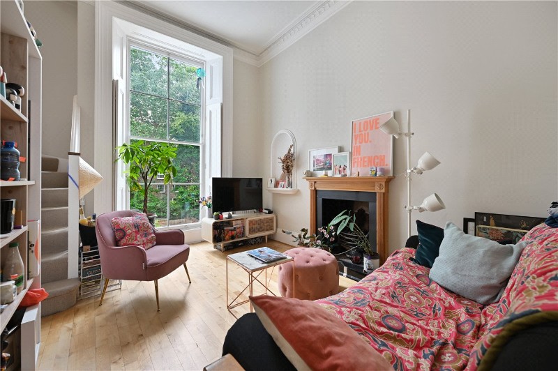 St. Stephens Gardens, London, W2