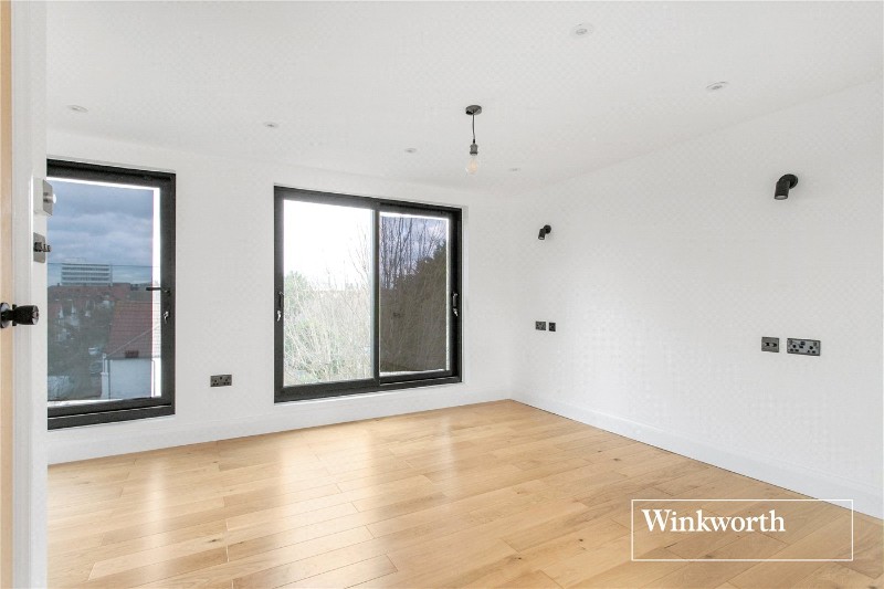 Claigmar Gardens, Finchley, London, N3