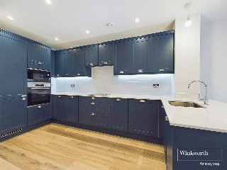 Maine Street, Reading, Berkshire, RG2