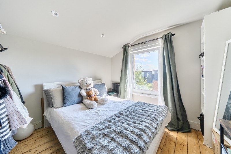 Farren Road, London, SE23