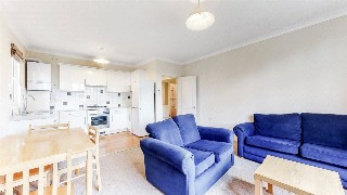 Gunnersbury Avenue, Ealing, London, W5