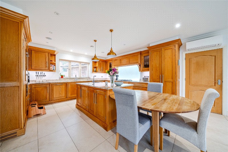 Cherry Tree Walk, Rowledge, Farnham, Surrey, GU10