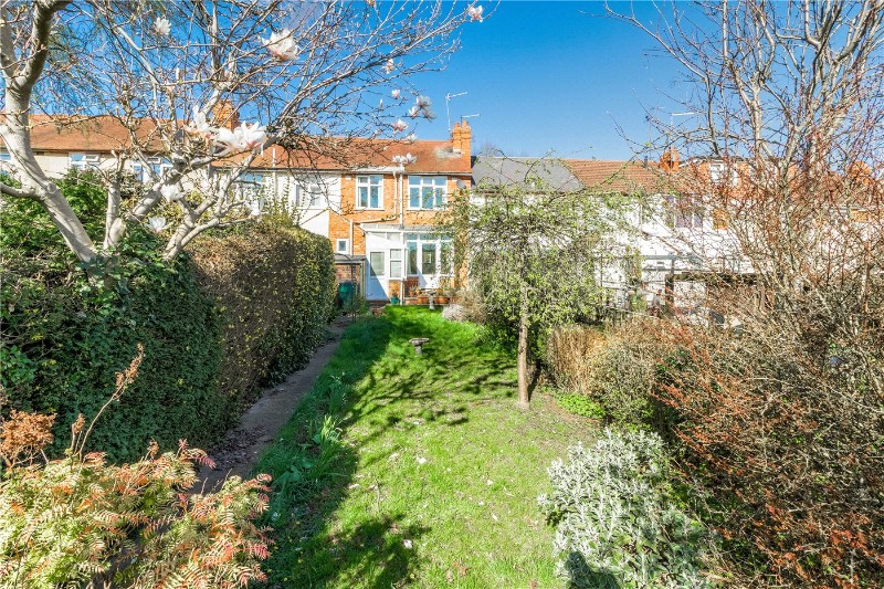 Weedon Road, Northampton, Northamptonshire, NN5